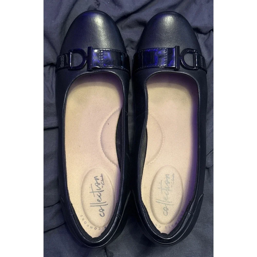 Clarks Collection Women's Black Leather Wedge Pumps Buckle Detail Size 7